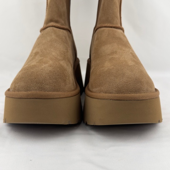 UGG Classic Twin Seam New Heights Platform Boots Chestnut Suede Sz 10 - Picture 4 of 11